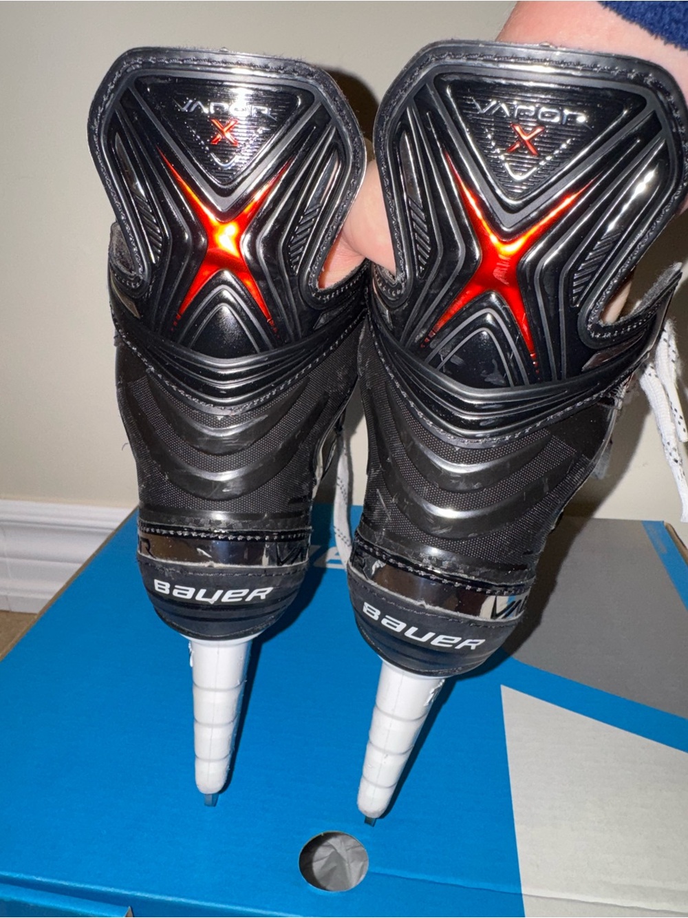 Bauer Vapor Youth Hockey Skates Size 2 - Picture 6 of 9